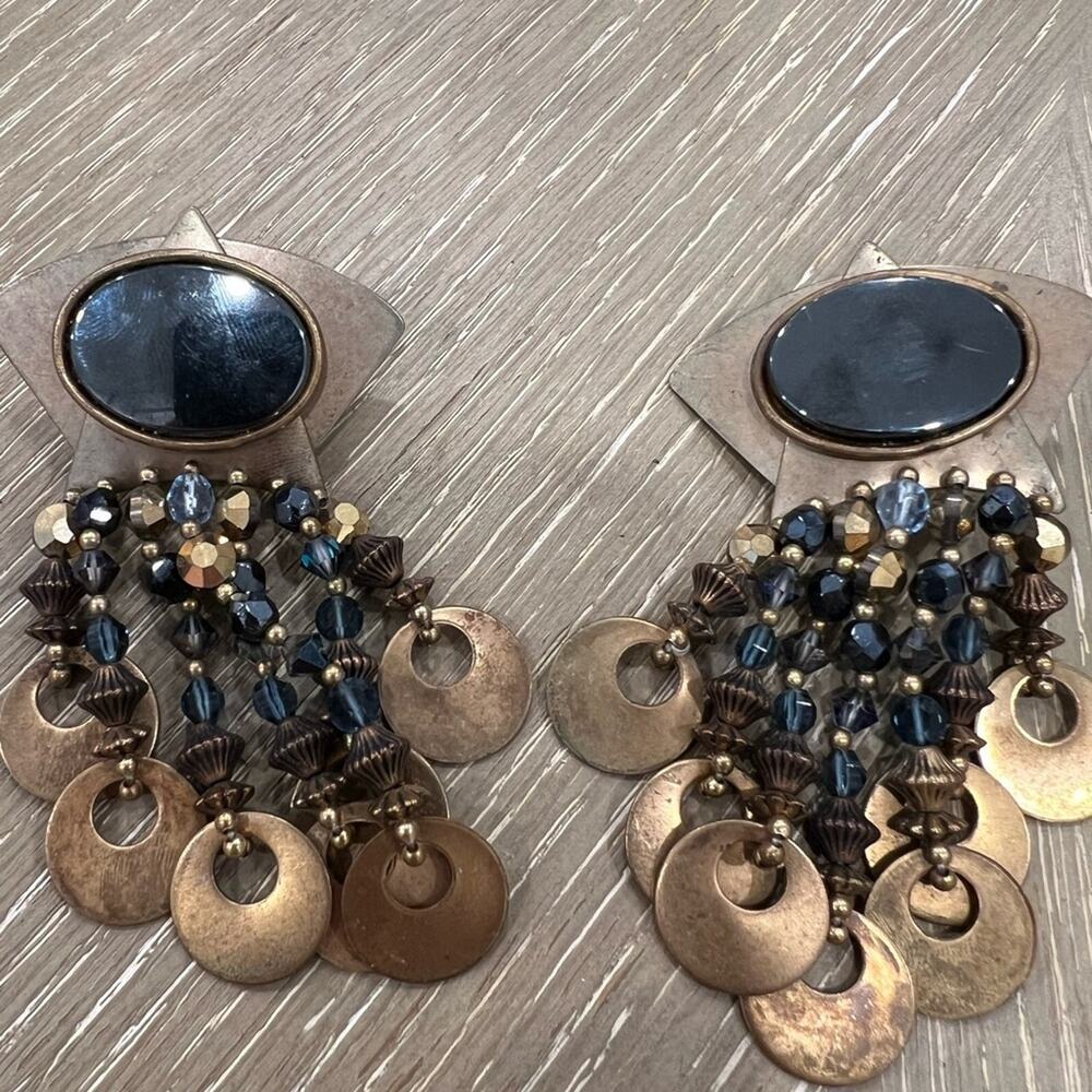 Vintage earrings black and gold